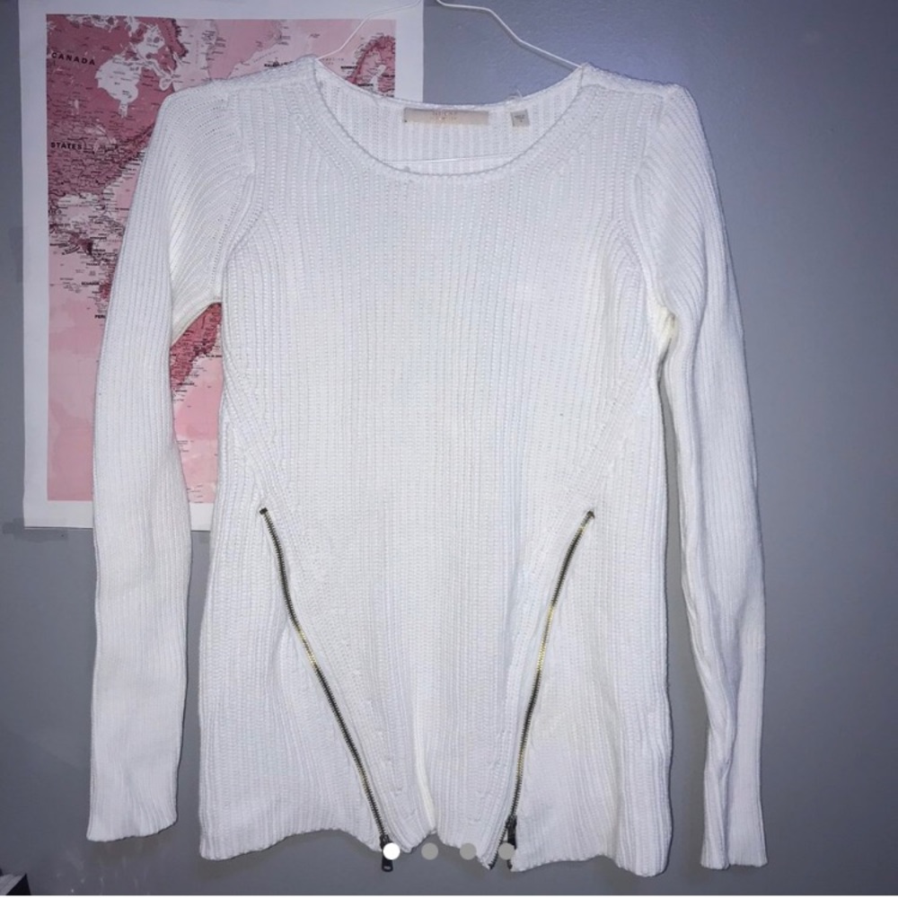 WHITE GUESS KNIT SWEATER